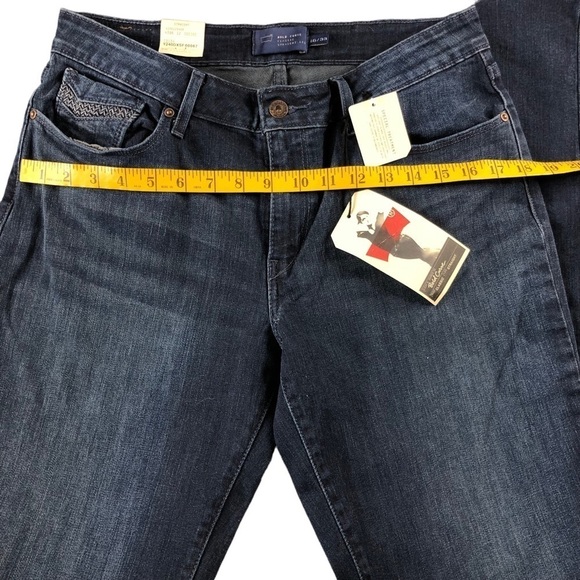 NWT Levis Sz33 Bold Curve Classic Straight Leg Jeans, Emroidered - Picture 13 of 15